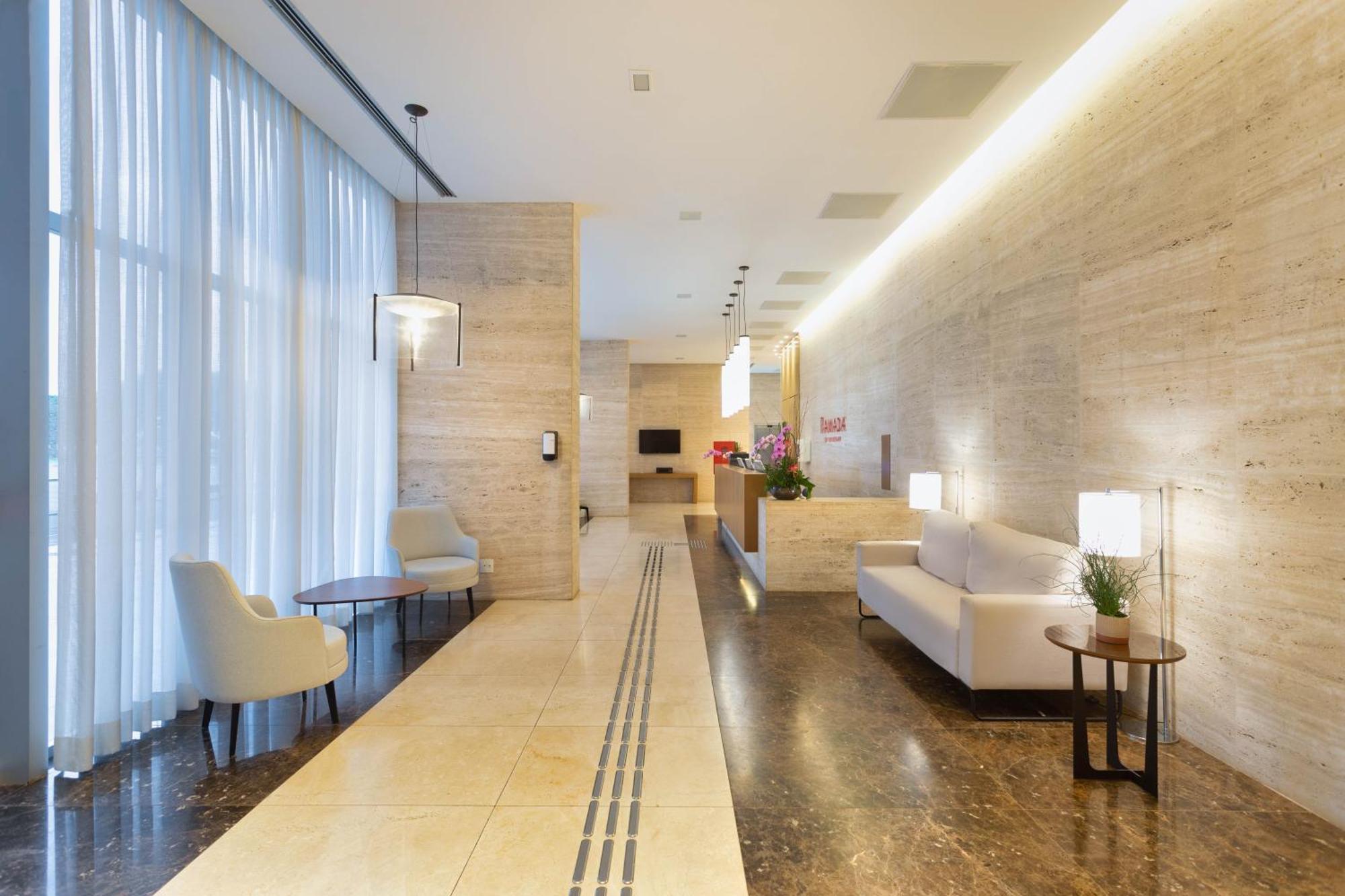 Ramada By Wyndham Brasilia Alvorada Hotel Exterior photo